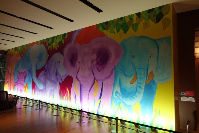 ゾウさんだ！<br /><br />たぶん大宮エリーさんの作品なのかな？