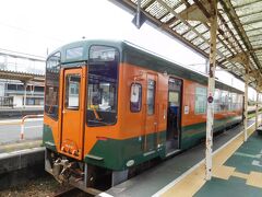 掛川駅から「天竜浜名湖鉄道」に乗車します。
1時間に1本の電車なので、乗り遅れに注意が必要です。