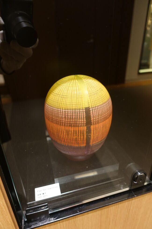 ファラオの内臓が入ってる容器風の存在感