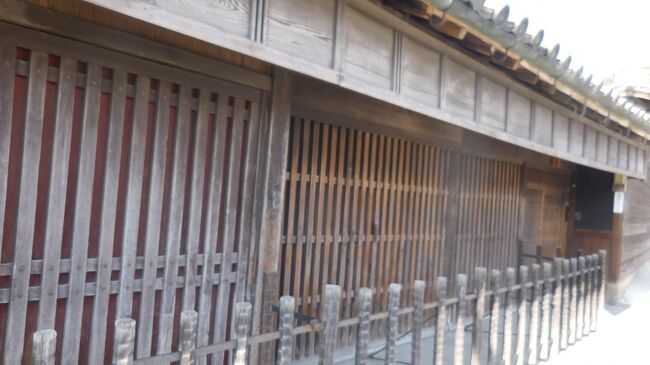 　内部は非公開。今でも子孫が暮らしているそうです。