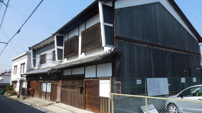 　パンフレットにない建物ですが、２階部分に火事除けのが「うだつ」あります。