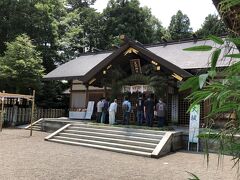 続いて足羽神社へ。

此方でも神職さん指導の下、芽の輪くぐりが行われていました。