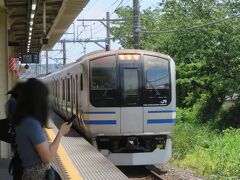 5月24日お昼前。
ＪＲ横須賀線衣笠駅から旅を始めます。
新型車への置き換えが進んでいる従来車（Ｅ217系）。
全車引退間近になってからの”加熱”に巻き込まれない今のうちに日常の姿を記録、そして記憶にとどめておきたくって、今回は電車の写真も多めに撮っておきました。