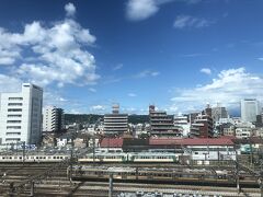 高崎市内は鮮やかな青空。そして、かなり暑くなりそうだ。