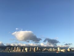 クルーズ船からみるワイキキビーチもまた格別です。