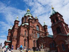ウスペンスキー寺院 またの名は 生神女就寝大聖堂　読めない・・・　「しょうしんじょしゅうしんだいせいどう」と読むようです

生神女とはギリシャ語「テオトコス」の訳語で、「ハリストス神を生んだ女性」であるマリヤのことを指すそうですが日本のお寺の宗派も分からないのに海外の宗教なんて分かるハズがありません