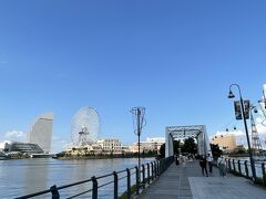 桜木町駅→汽車道・運河パーク