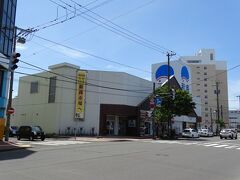 ・・・こちらの市場。