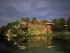 夜の松江城