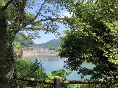 ランチのために日田市中心部へ向かう途中、ダムがあったのでちょっと立ち寄ってみました。