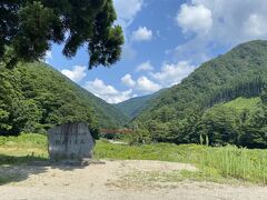 昼食後は再び秋田県に入り、抱返り渓谷へ。