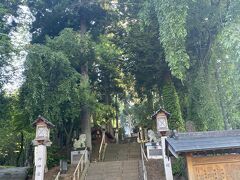 武家屋敷からほど遠くない角館総鎮守神明社へ。
