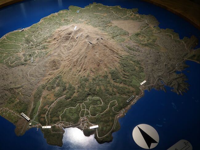 昨夕の桜島爆発的噴火と番所鼻からの開聞岳 | nokidonのブログ私