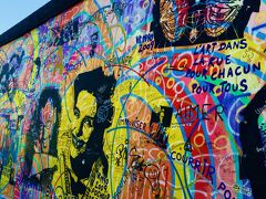 『ベルリンの壁』
またの名前を『イーストサイド・ギャラリー』