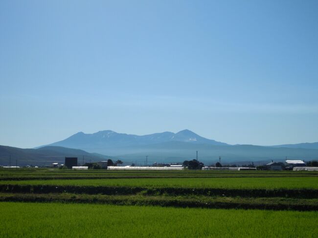 2014年に小型飛行機に搭乗し空撮した、大雪山と十勝岳連峰の山々
