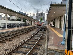 ビールを飲み終わって、少し駅前をぶらぶら。