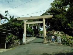 まずは見付天神へ。磐田駅から遠鉄バスに乗り、見付下車で、徒歩数分です。ちょっとばかり坂を登ります。