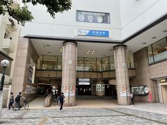 本厚木駅に到着。駅ビルや周辺の商店街など、活気がある街ですね！