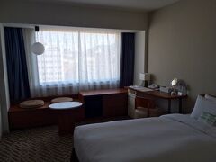 旭川で特急に乗り換えて札幌。今日の宿は京王プラザホテルです。