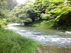 ここからは大聖寺川の河原に出ることも出来ますね。