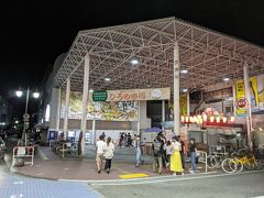 ここがひろめ市場！

（翌日に来ます。）