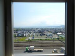 3日目のスタートです。今日も晴れでとっても良いお天気！景色が良く撮れて最高ですが、6月の北海道なのにとっても暑い・・。この日も30度超えの予報・・。