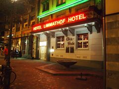 スイスではじめて泊まるホテル リマートホフ。

駅から近く便利でした。バスタブもありました。