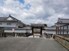 霞城公園に到着｡山形城跡｡