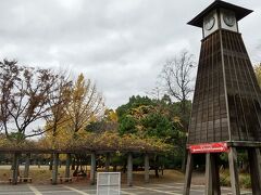 清澄庭園の隣は清澄公園。