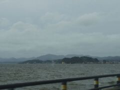 天候のせいか、前来た時よりは波が立っていた宍道湖。