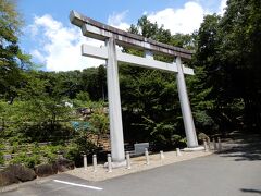 こちらが常陸国出雲大社、時間もたっぷりあるので寄ってみることにします。