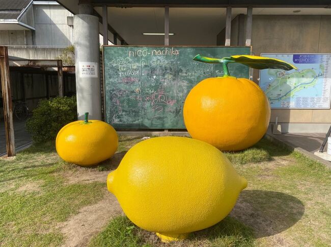 その後、生口島をまわりながらアート作品を楽しみました<br />いろいろなところにアート作品が点在していて、見て回るのがたのしいです