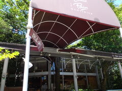 写真は前回の使い回し。
漫画「いつかティファニーで朝食を」に出てきたパン屋さんです♪
レストラン利用は1組待ちだったのですぐに案内されました。