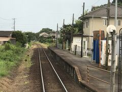 佐貫駅から3分ほどで入地駅に到着。
「いれじ」と読むそうだ。竜ケ崎線唯一の中間駅
