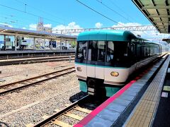 和歌山はもっとゆっくりしてたかったけど、次の目的地の奈良に向かいます。

昨日乗れなかった特急くろしおに今度こそ乗ります！
やってきたのはオーシャンアローでした。
さすがにパンダは来ないか。