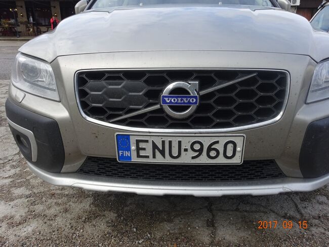 この車はFIN（フィンランド）の車です