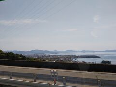 海だ。そろそろ長崎市かな。