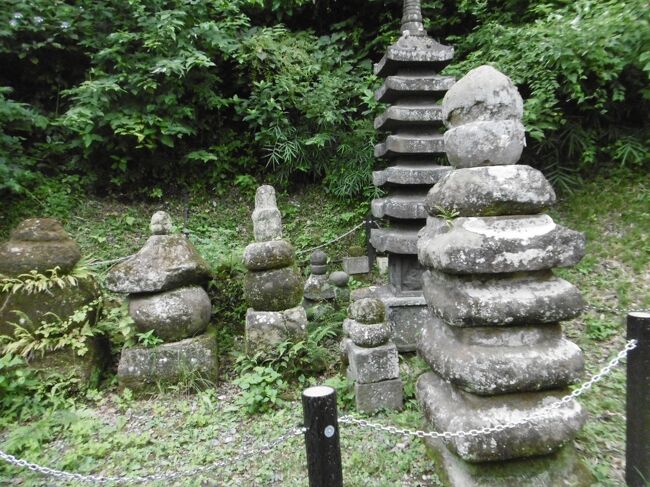 鎌倉 極楽寺方面から稲村ケ崎まで歩きました　～エピソードが盛り沢山です～