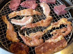 焼肉（7月11日）
家族全員での外食は１回だけでした*･゜ﾟ･*
（7月・8月）