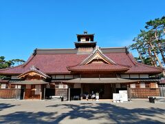 幕末の北辺警備と対外折衝の重責を担った箱館奉行所です．一般\500ですが，一見の価値ありです．