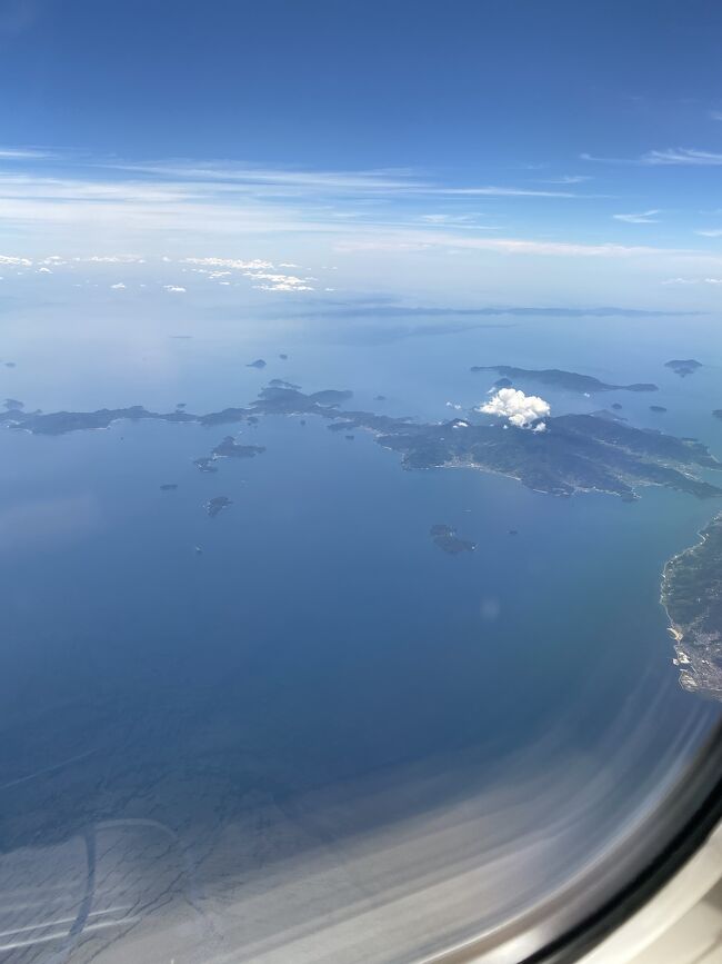 広島から那覇へ向かう途中、瀬戸内海の島。多分大島？