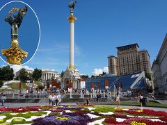 リヤドスキーゲートの先にある独立記念塔　ウクライナ騒乱時に抗議者たちが塔の周りにキャンプを設営し警察隊とバチバチやっていたアノ場所

2001年、独立10周年を記念して建てられた塔で高さ52mの円柱の上に12mの女神像が立つ塔　女神はスラブ神話に登場するBerehyniaで「母なる大地、家の守護者」とされています

2004年のオレンジ革命 、2014のウクライナ騒乱の舞台の中心に立っていた女神はどんな思いで民衆のデモ活動を見守っていたのでしょうか?