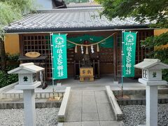 そこからもう少し上に登ると、加恵瑠神社。