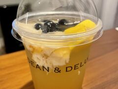 DEAN & DELUCA CAFE