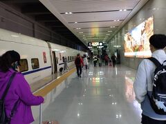 銀川駅から15分ほどで銀川空港に到着。

労働節のフフホト・銀川旅行記をご覧いただきありがとうございました！
