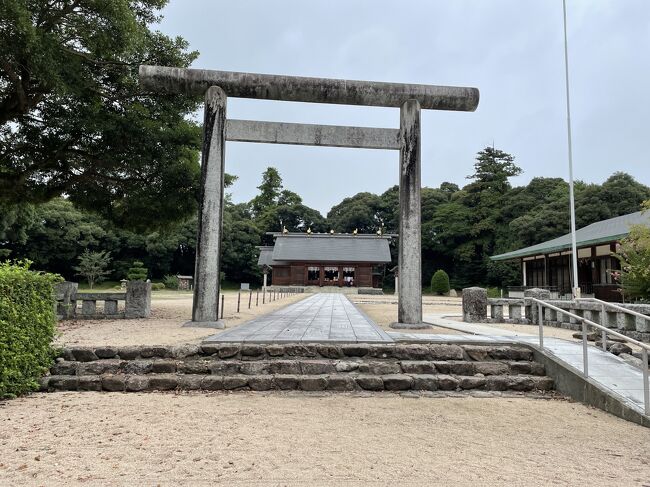 松江城の奥にある松江護国神社へ。