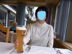 ホテルアルピナに併設されているレストラン、エーデルワイススチューベで夕食をとりました。
スイス料理？すべて美味しく、ボリュームもありました。
値段もリーズナブルな価格で大満足です。