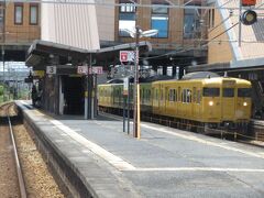 2021.07.25　福山ゆき普通列車車内
この区間は列車密度が高く、黄色の電車が主力として活躍している。