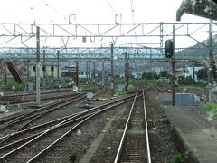 2021.07.25　下関ゆき普通列車車内
新南陽を出てちょっとすいたので座ろう。