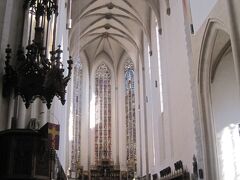 この天井の高さ、、、本当にヨーロッパの教会はすごいです。